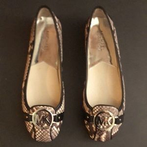 Michael kors python driving moccasin sz 7.5 NWT